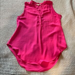 Pink Tea n Rose sleeveless blouse. Size small